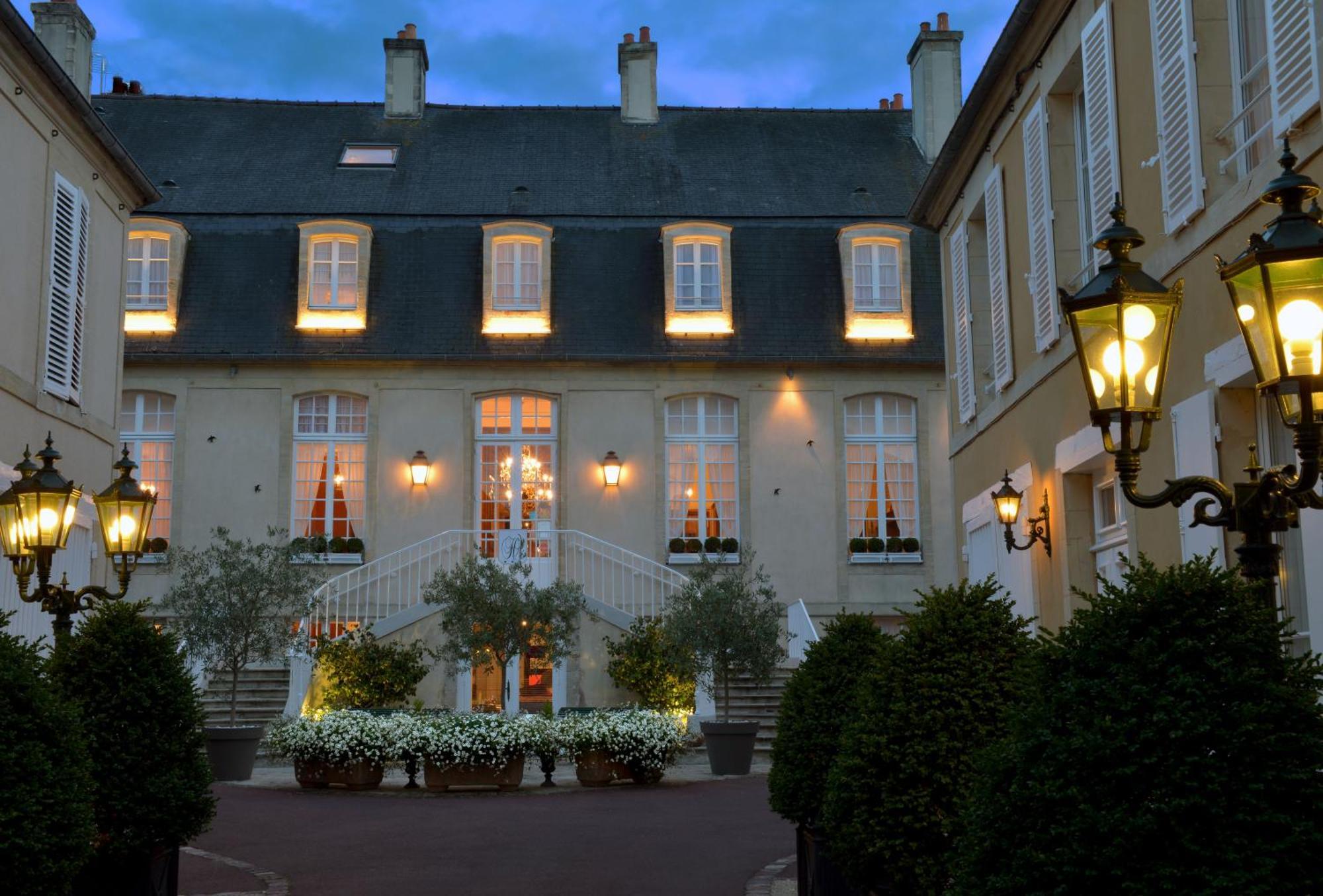 Hotel D'Argouges Байо Екстер'єр фото